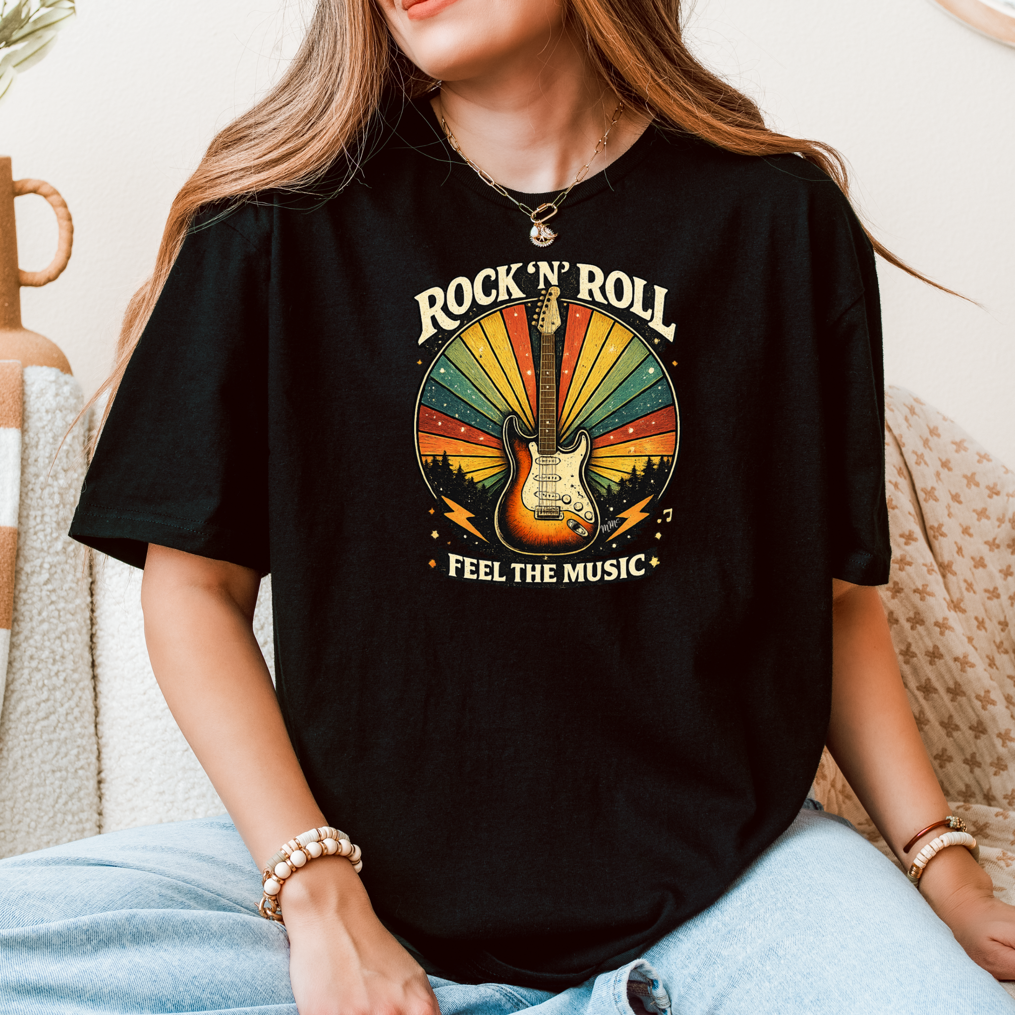 Rock ’N’ Roll – Feel the Music Retro Guitar Tee